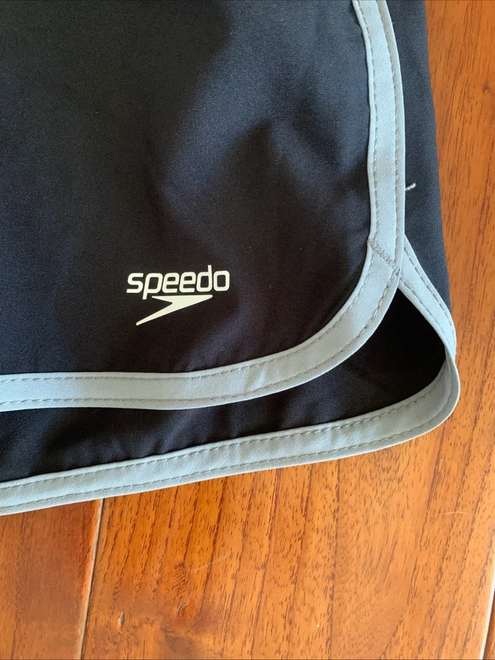 Speedo Swim Trunk Size XL NEW Men's Eco 4-Way Comfort Stretch Black Gray UPF 50+